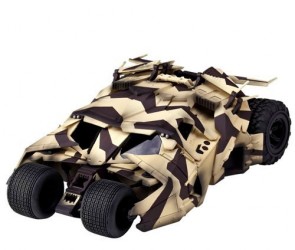 DC Comics Revoltech Tokusatsu Series Batmobile Tumbler Camouflage